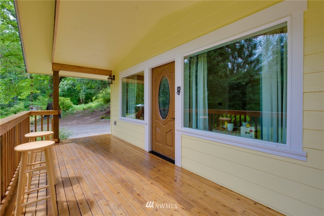 2609 Southeast Angels Hollow Way Olalla, WA 98359 - Photo 9 of 25 Gallery Image 9