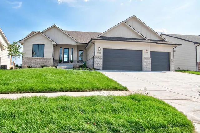 $423,135 | 1133 Shellbark Street, Goddard, KS 67052