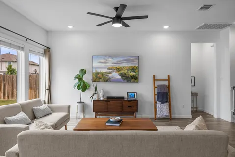 $360,000 | 12100 Texana Trail, Manor, TX 78653