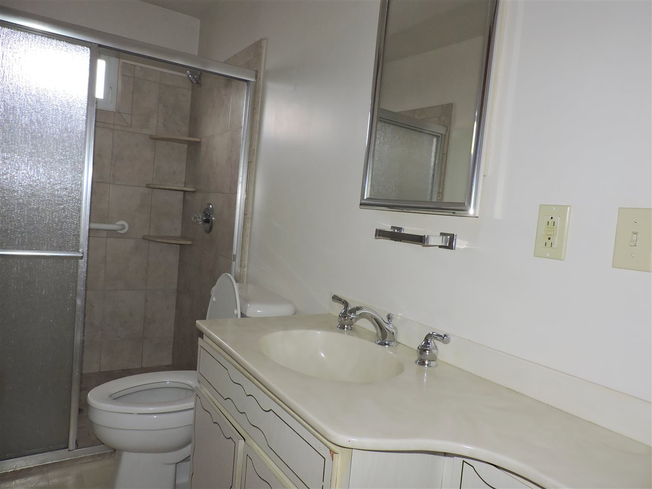 700 Bermuda Street Pinconning, MI 48650 - Photo 16 of 26