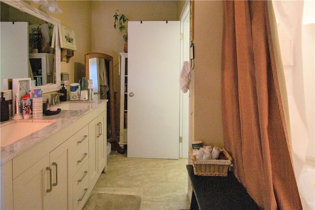 13 Beckside Road North Providence, RI 02911 - Photo 20 of 25 Gallery Image 20