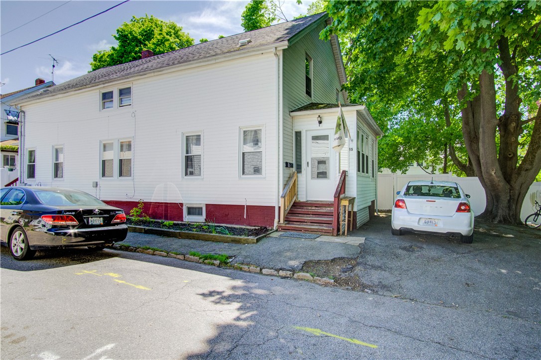 13 Beckside Road North Providence, RI 02911 - Photo 2 of 25 Gallery Image 2