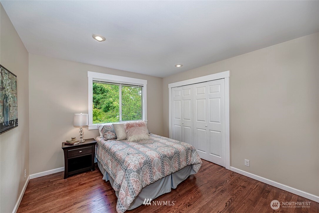 9132 Northeast 151st Street Bothell, WA 98011 - Photo 8 of 16
