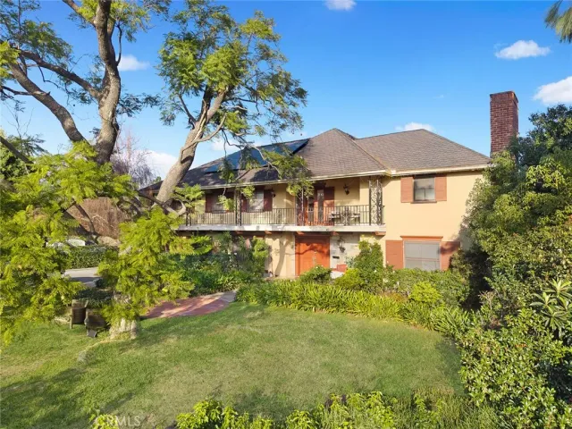 $4,580,000 | 900 North Gainsborough Drive, Pasadena, CA 91107