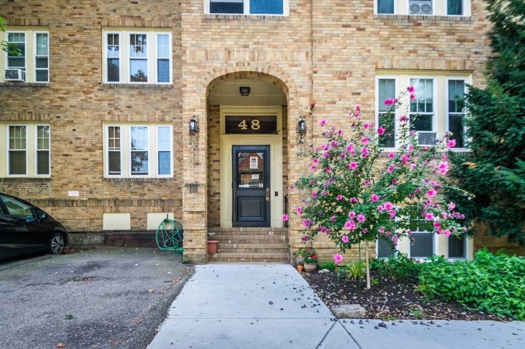 48 Robinwood Avenue, Unit 7 Boston, MA 02130 - Photo 1 of 15