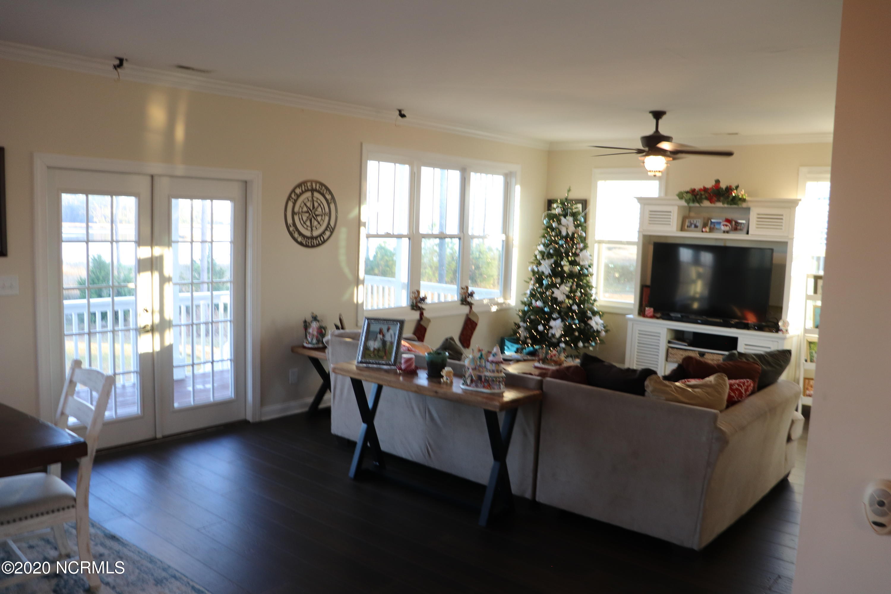 129 Mill Landing Point Road Newport, NC 28570 - Photo 14 of 33 IMG_1363