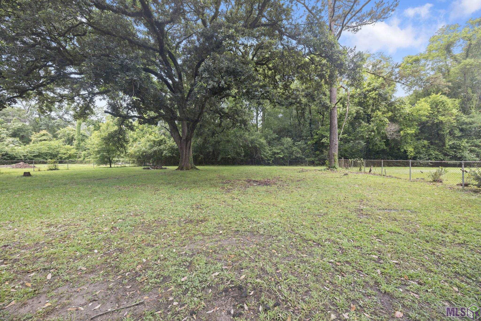 3533 Lone Oak Drive Baton Rouge, LA 70814 - Photo 15 of 17