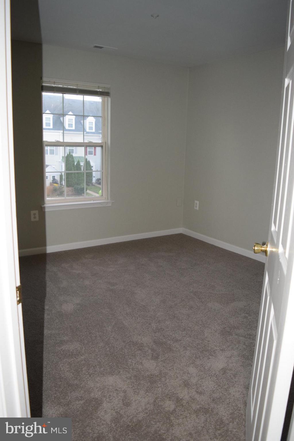 8738 Autumn Ridge Court Odenton, MD 21113 - Photo 19 of 25 Gallery Image 19