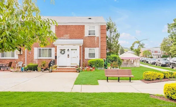 $2,600 | 245-24 77th Crescent | Glen Oaks