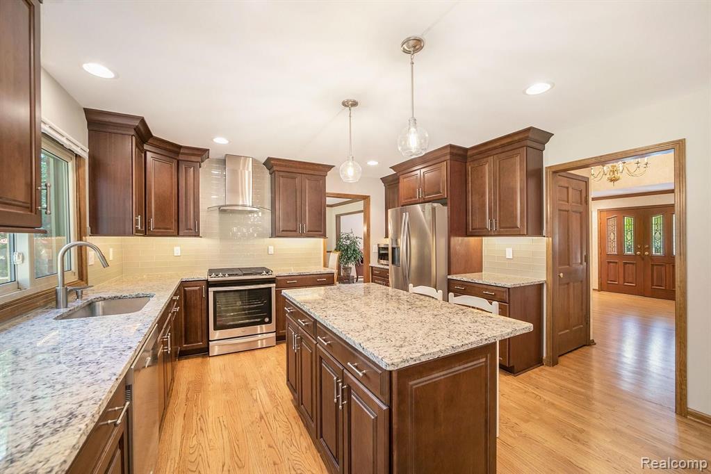 2898 Current Drive Rochester Hills, MI 48309 - Photo 8 of 47