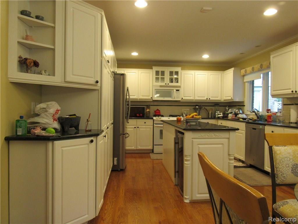 3853 Beechcrest Road Rochester Hills, MI 48309 - Photo 18 of 55