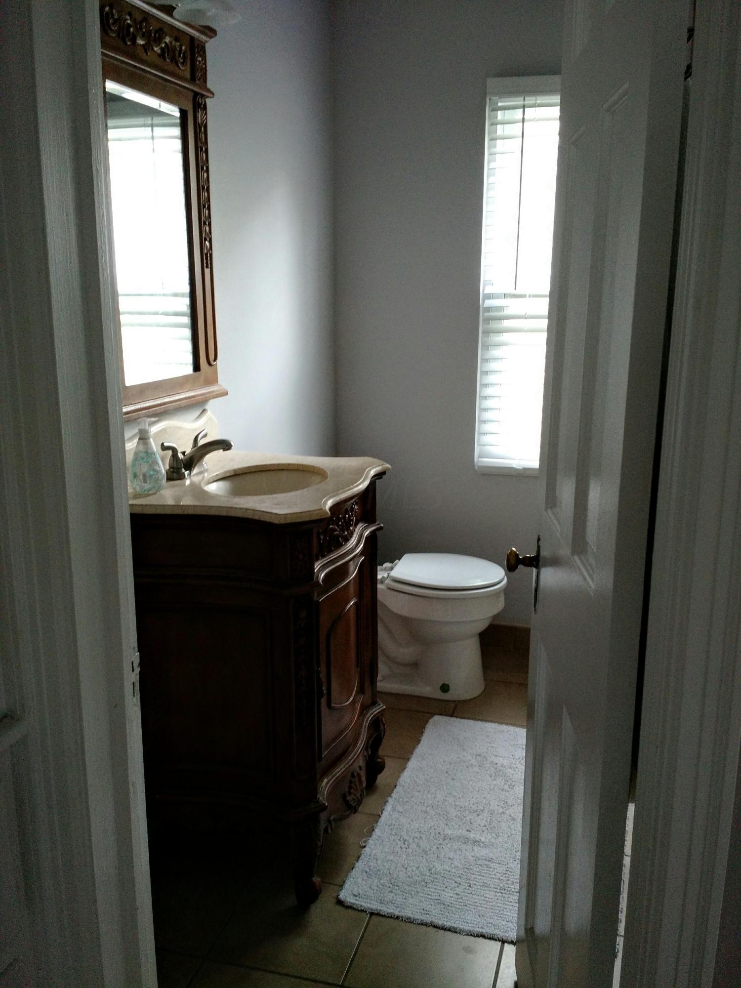 237 North Stanwood Road Columbus, OH 43209 - Photo 12 of 20