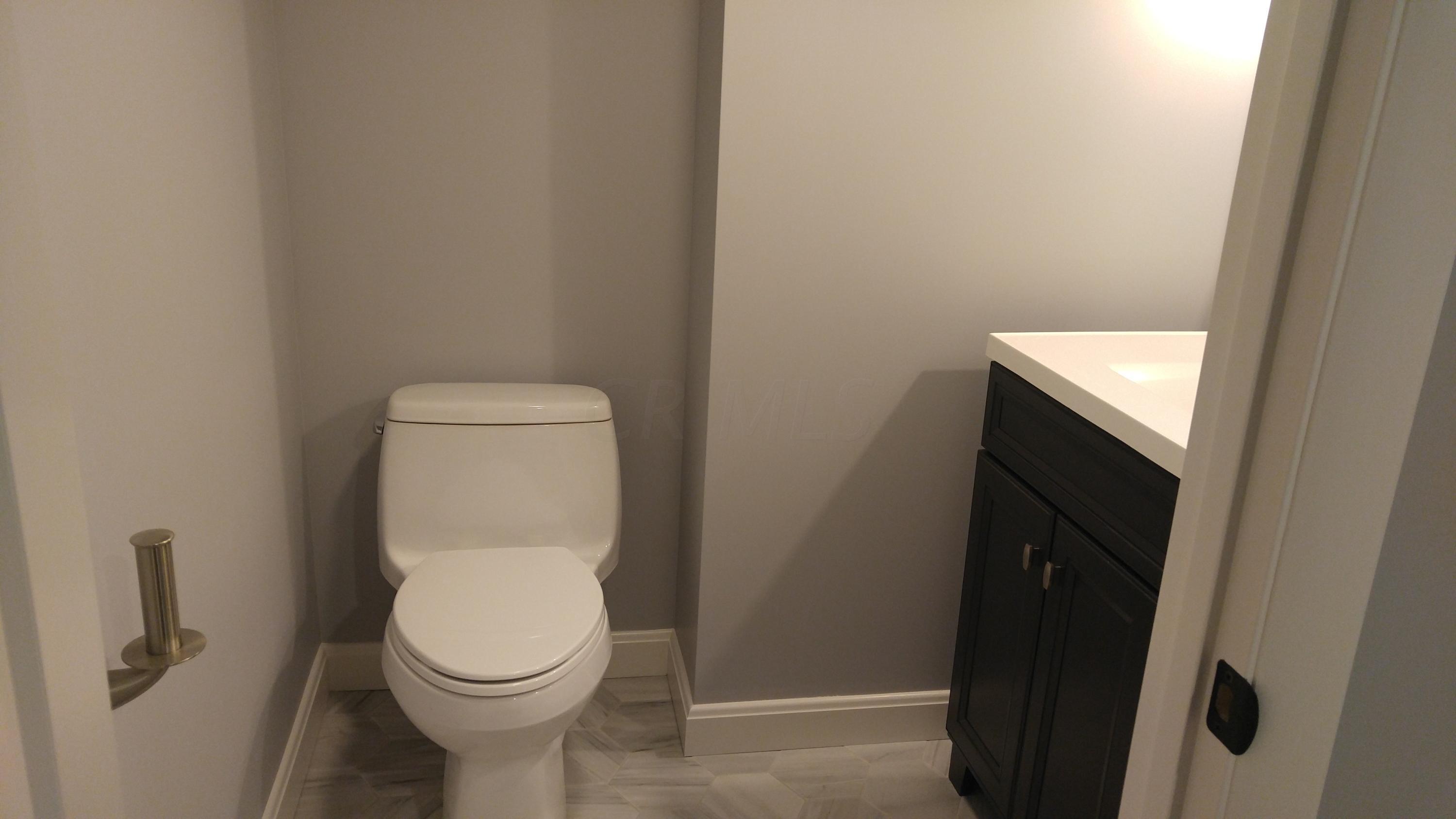 237 North Stanwood Road Columbus, OH 43209 - Photo 18 of 20