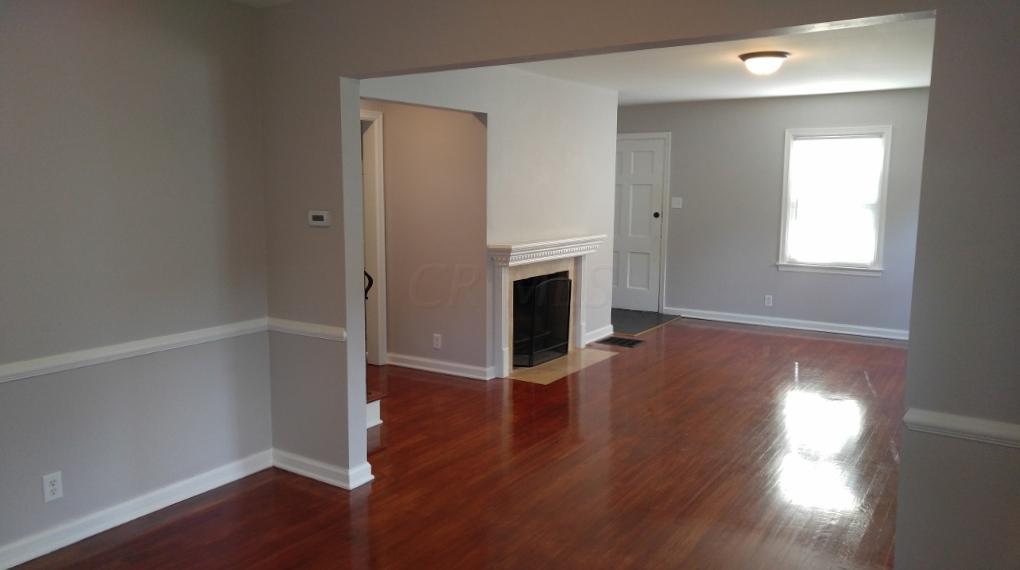237 North Stanwood Road Columbus, OH 43209 - Photo 3 of 20