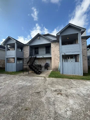 $1,025 | 812 Jefferson Avenue, Unit D, Cleveland, TX 77327