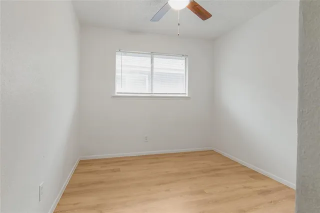 $1,025 | 812 Jefferson Avenue, Unit D, Cleveland, TX 77327