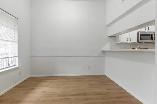 $1,025 | 812 Jefferson Avenue, Unit D, Cleveland, TX 77327