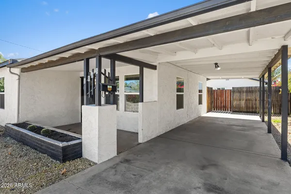 a view of an outdoor space