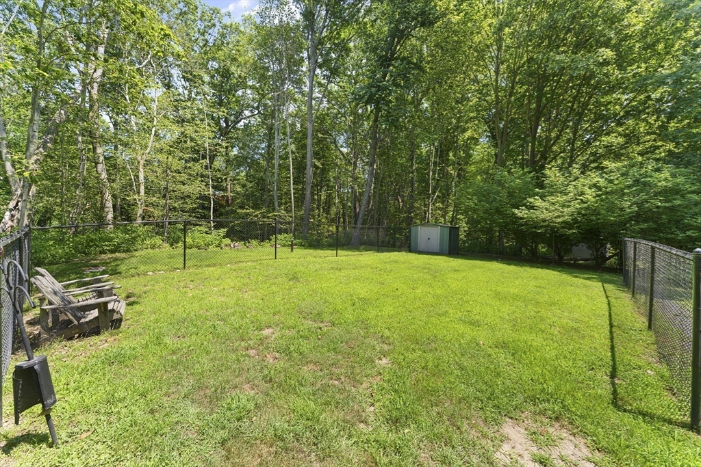 10 Mayflower Path Wayland, MA 01778 - Photo 28 of 33