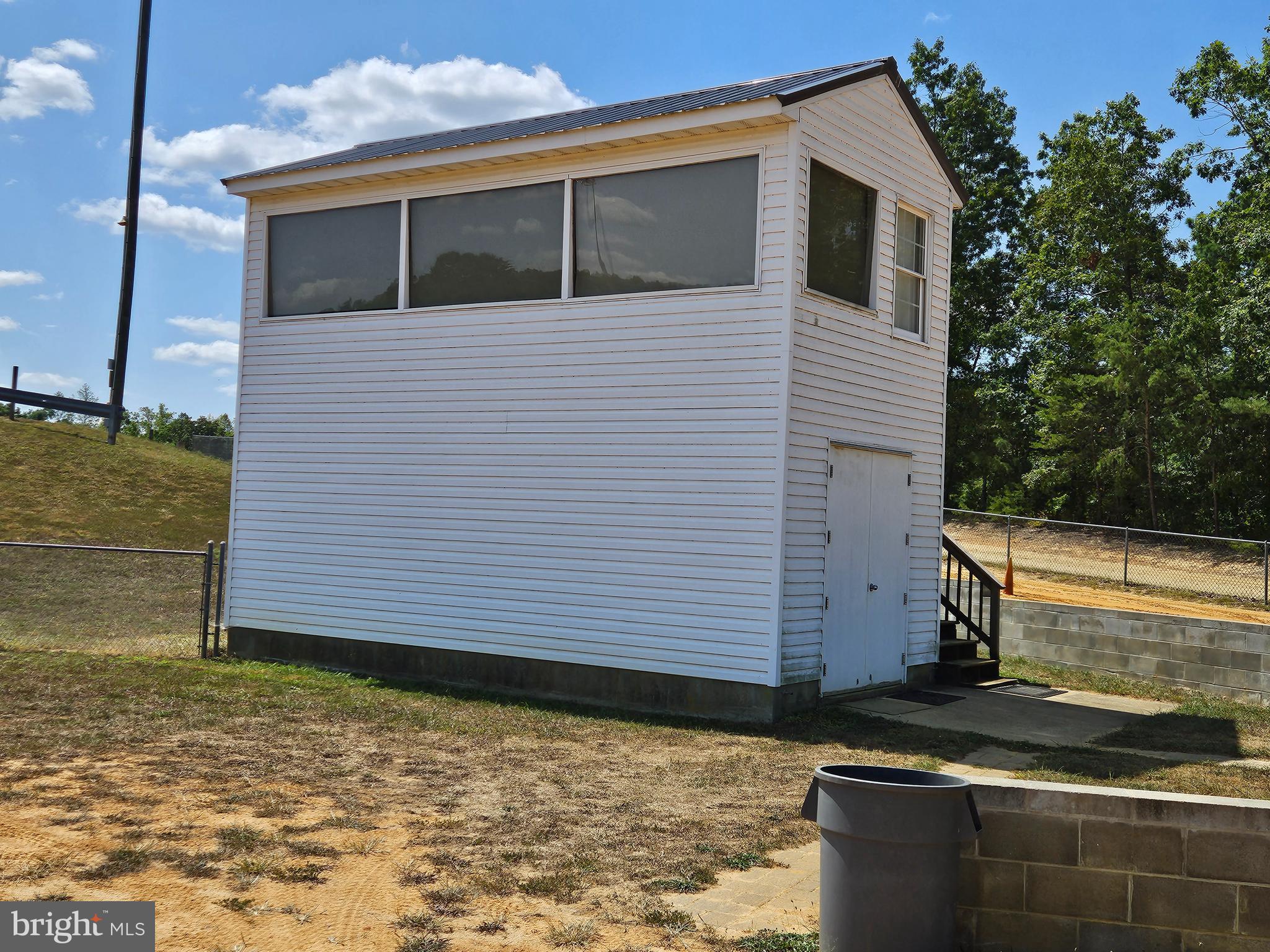 3693 Byrd's Mill Road Newtown, VA 23126 - Photo 15 of 31