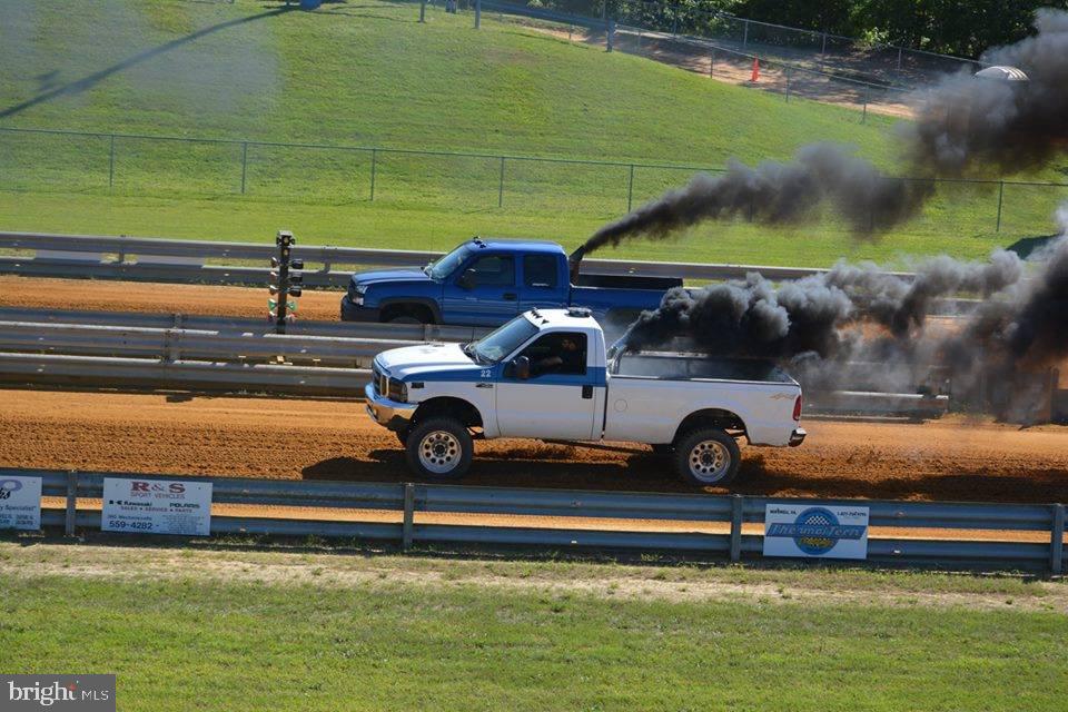 3693 Byrd's Mill Road Newtown, VA 23126 - Photo 10 of 31