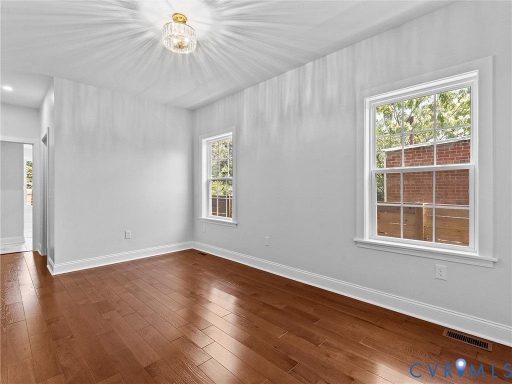 1310 Overbrook Road Richmond, VA 23220 - Photo 25 of 69 1st Floor Primary Bedroom