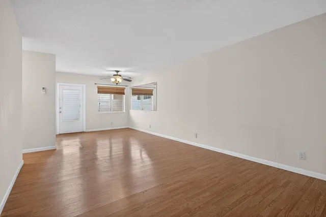 $125,000 | 2115 Northeast 42nd Court, Unit 103, Lighthouse Point, FL 33064