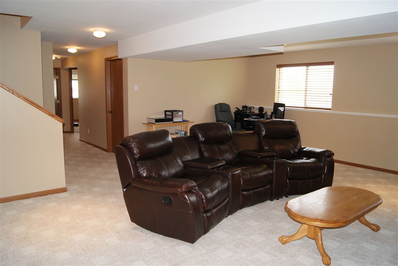 131 Maple Street Southwest Swisher, IA 52338 - Photo 20 of 25 Gallery Image 20