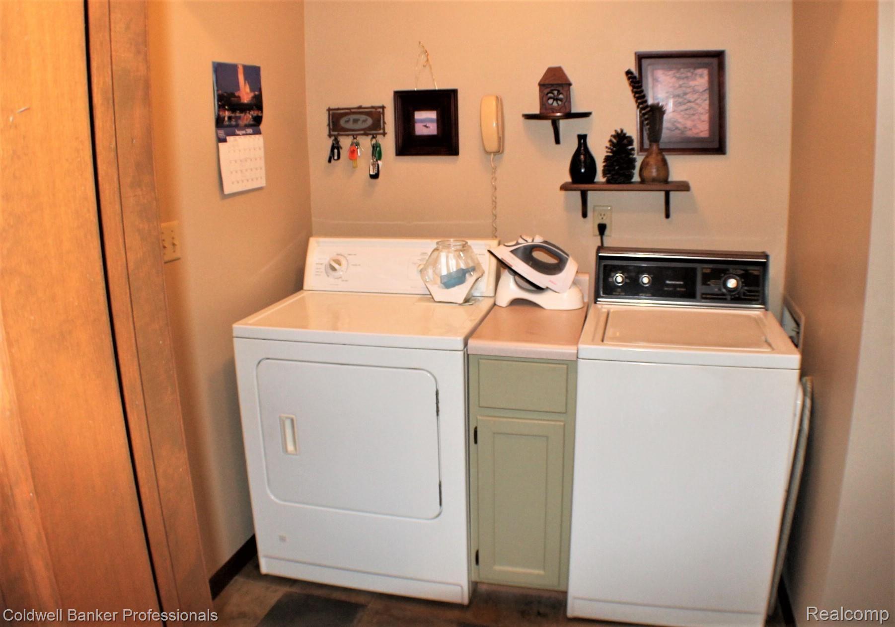 2321 Vernor Road Lapeer, MI 48446 - Photo 25 of 30 Laundry Room Includes Appliances