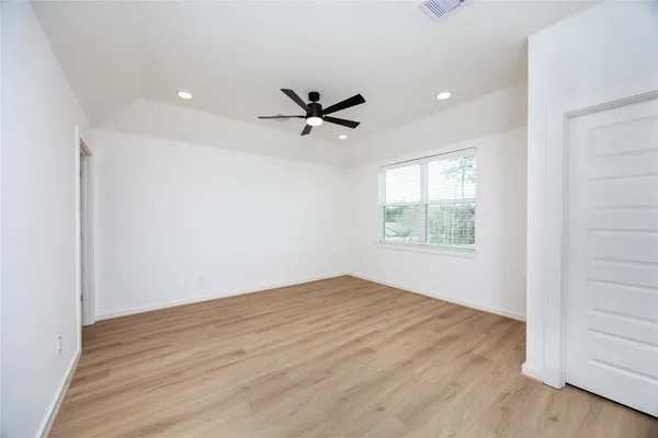 $1,875 | 2031 Longmire Villas Court, Conroe, TX 77304