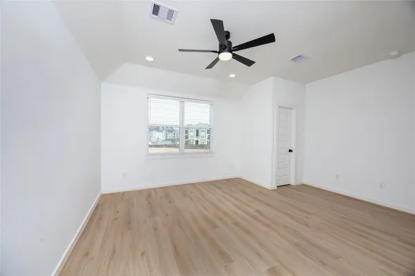 $1,875 | 2031 Longmire Villas Court, Conroe, TX 77304