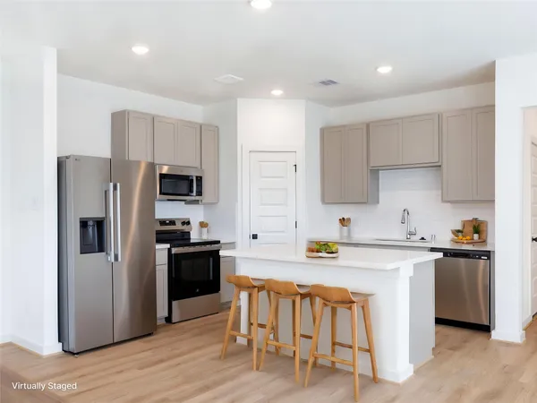 $1,875 | 2031 Longmire Villas Court, Conroe, TX 77304