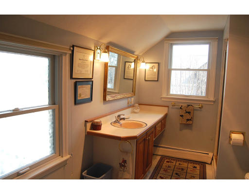 213 Upper North Row Road Sterling, MA 01564 - Photo 16 of 27 Gallery Image 16