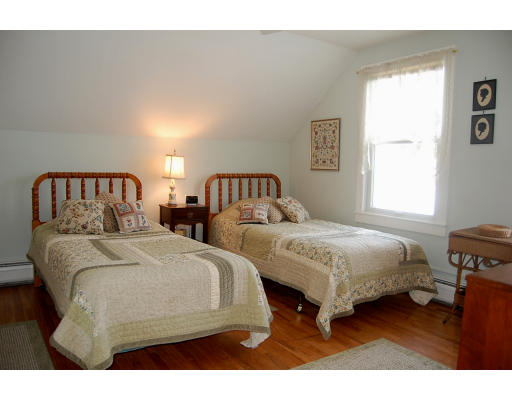 213 Upper North Row Road Sterling, MA 01564 - Photo 21 of 27 Gallery Image 21