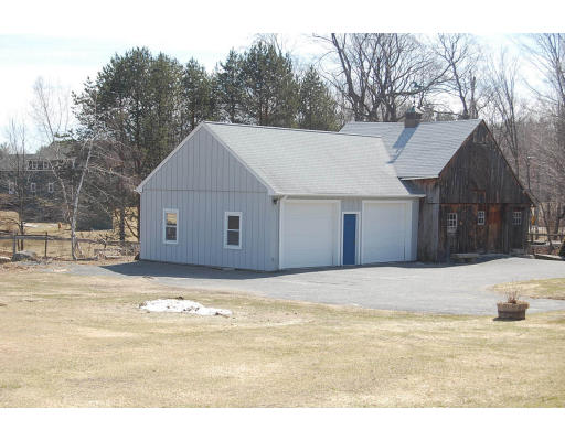 213 Upper North Row Road Sterling, MA 01564 - Photo 25 of 27 Gallery Image 25