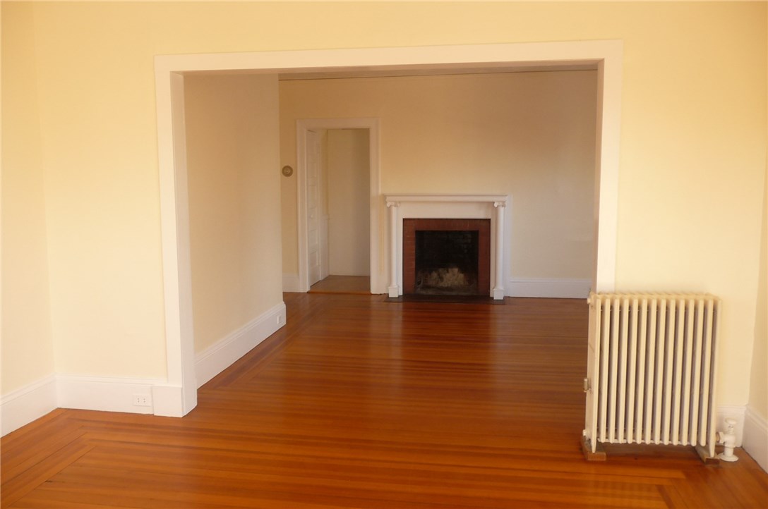 53 Strathmore Road Cranston, RI 02905 - Photo 11 of 25