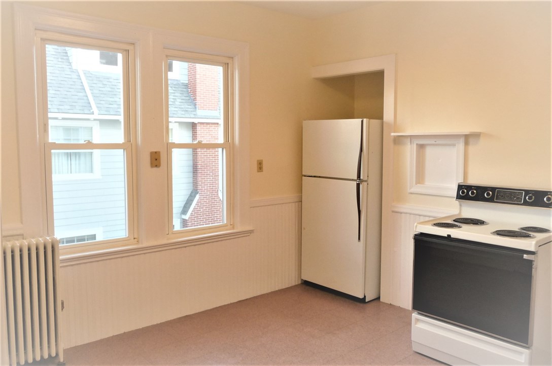 53 Strathmore Road Cranston, RI 02905 - Photo 18 of 25