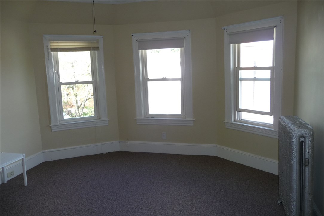 53 Strathmore Road Cranston, RI 02905 - Photo 22 of 25