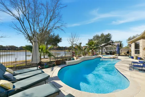 $479,000 | 4616 Chaperel Drive, Pearland, TX 77584