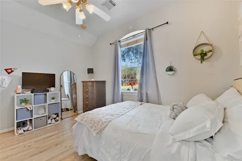 $479,000 | 4616 Chaperel Drive, Pearland, TX 77584