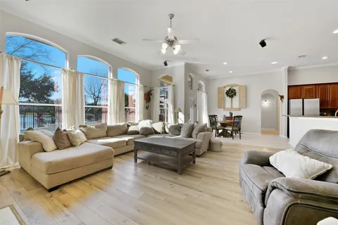 $499,000 | 4616 Chaperel Drive, Pearland, TX 77584