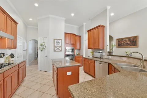 $479,000 | 4616 Chaperel Drive, Pearland, TX 77584