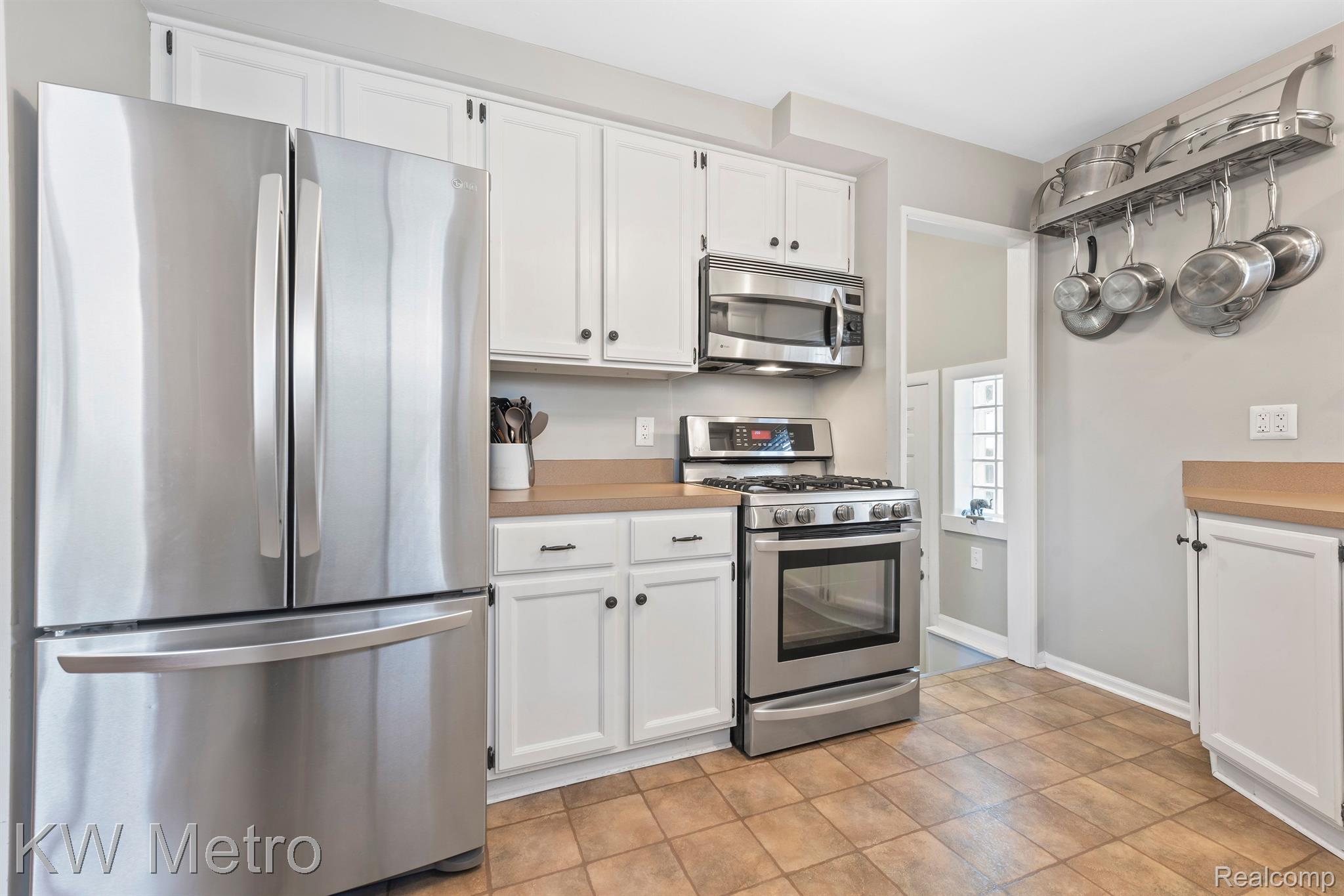 1022 West Webster Road Royal Oak, MI 48073 - Photo 12 of 38 Gallery Image 12