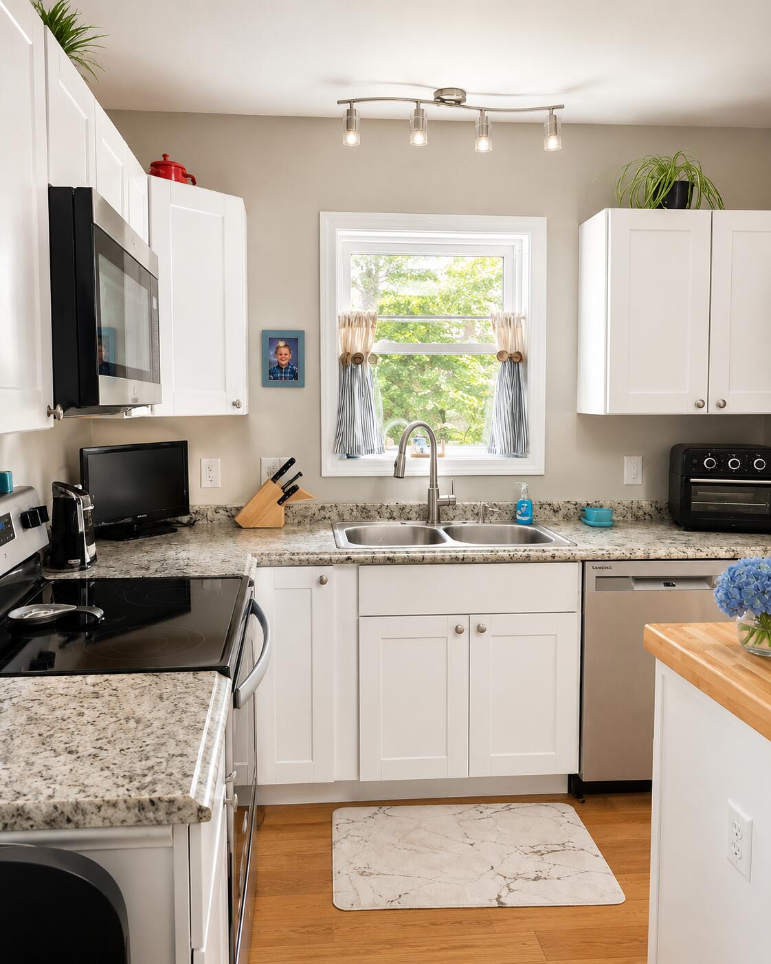41 Smithwheel Road, Unit 1 Old Orchard Beach, ME 04064 - Photo 8 of 30 DAA38E3B-F95C-4FBD-A26E-2121DA8908D2