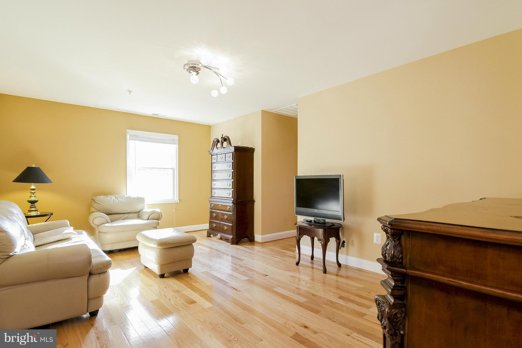12318 Charles Road Silver Spring, MD 20906 - Photo 13 of 30 Bedroom (Master)