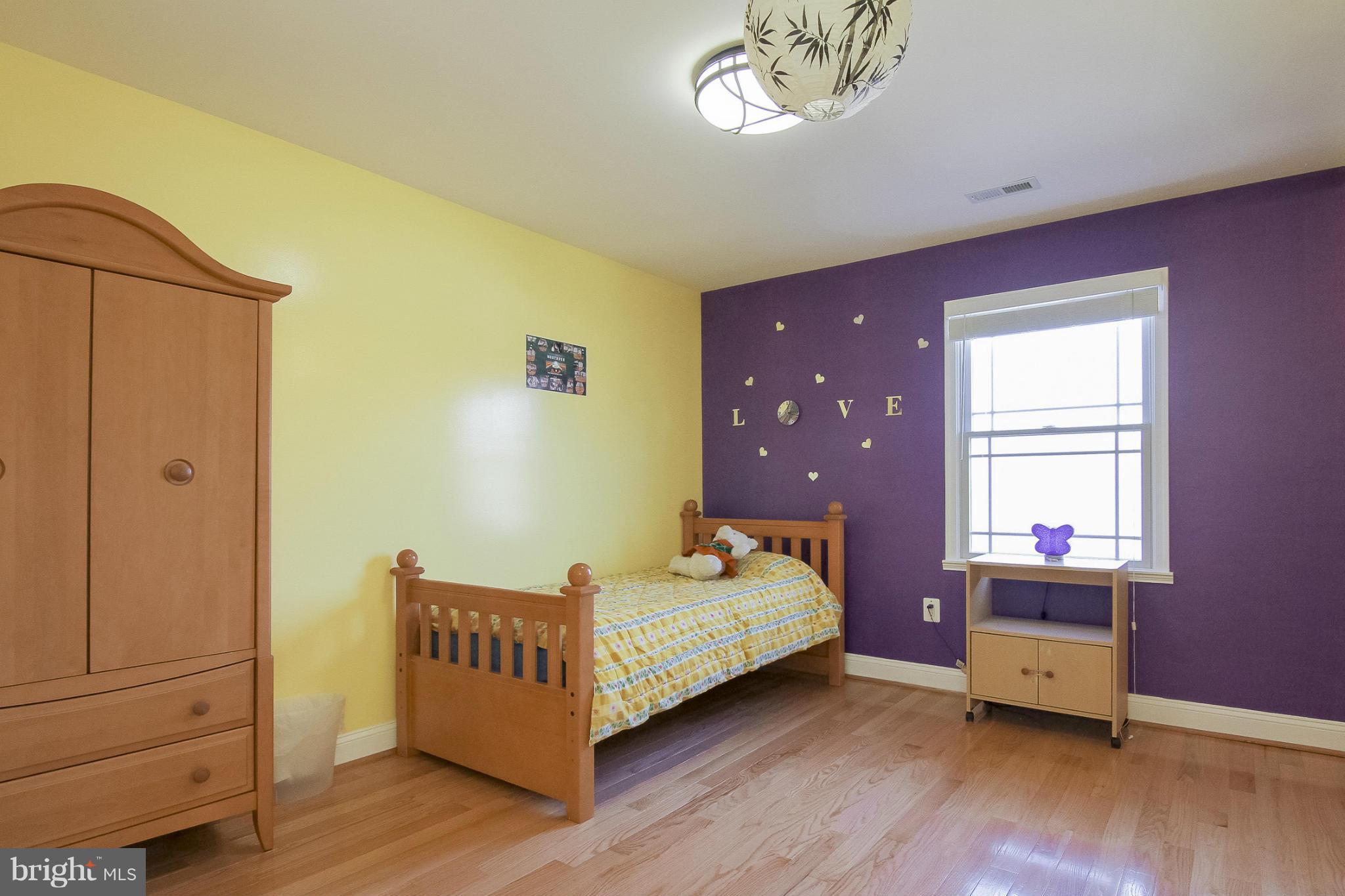 12318 Charles Road Silver Spring, MD 20906 - Photo 19 of 30 Bedroom