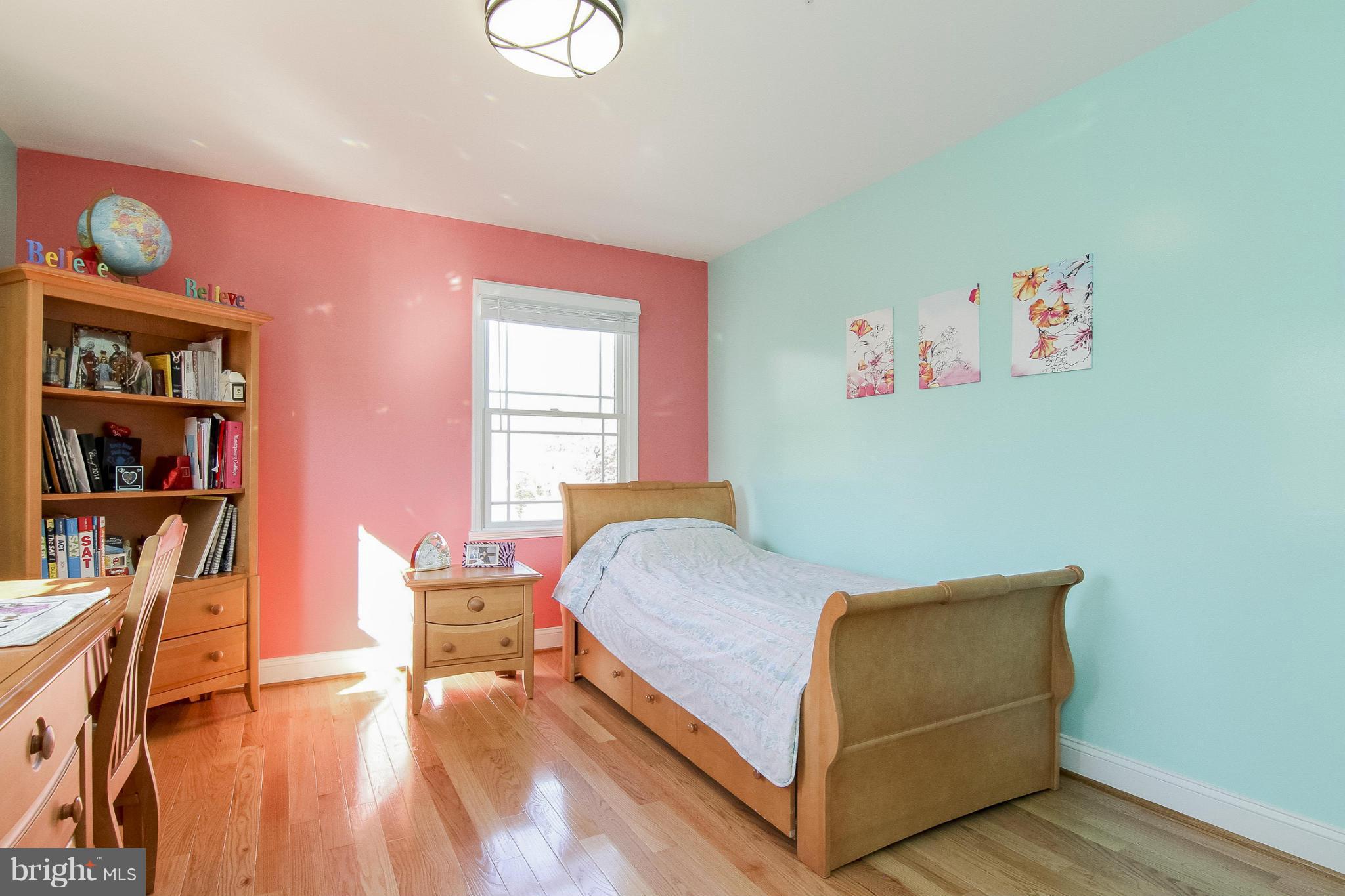 12318 Charles Road Silver Spring, MD 20906 - Photo 21 of 30 Bedroom