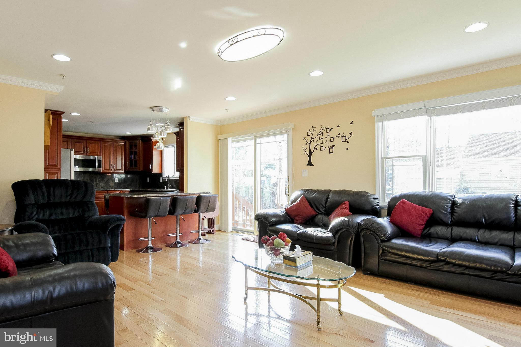 12318 Charles Road Silver Spring, MD 20906 - Photo 5 of 30 Family Room