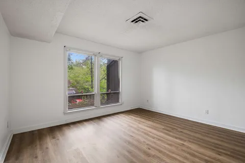 $350,000 | 109 Bear Track Drive, Nashville, TN 37221