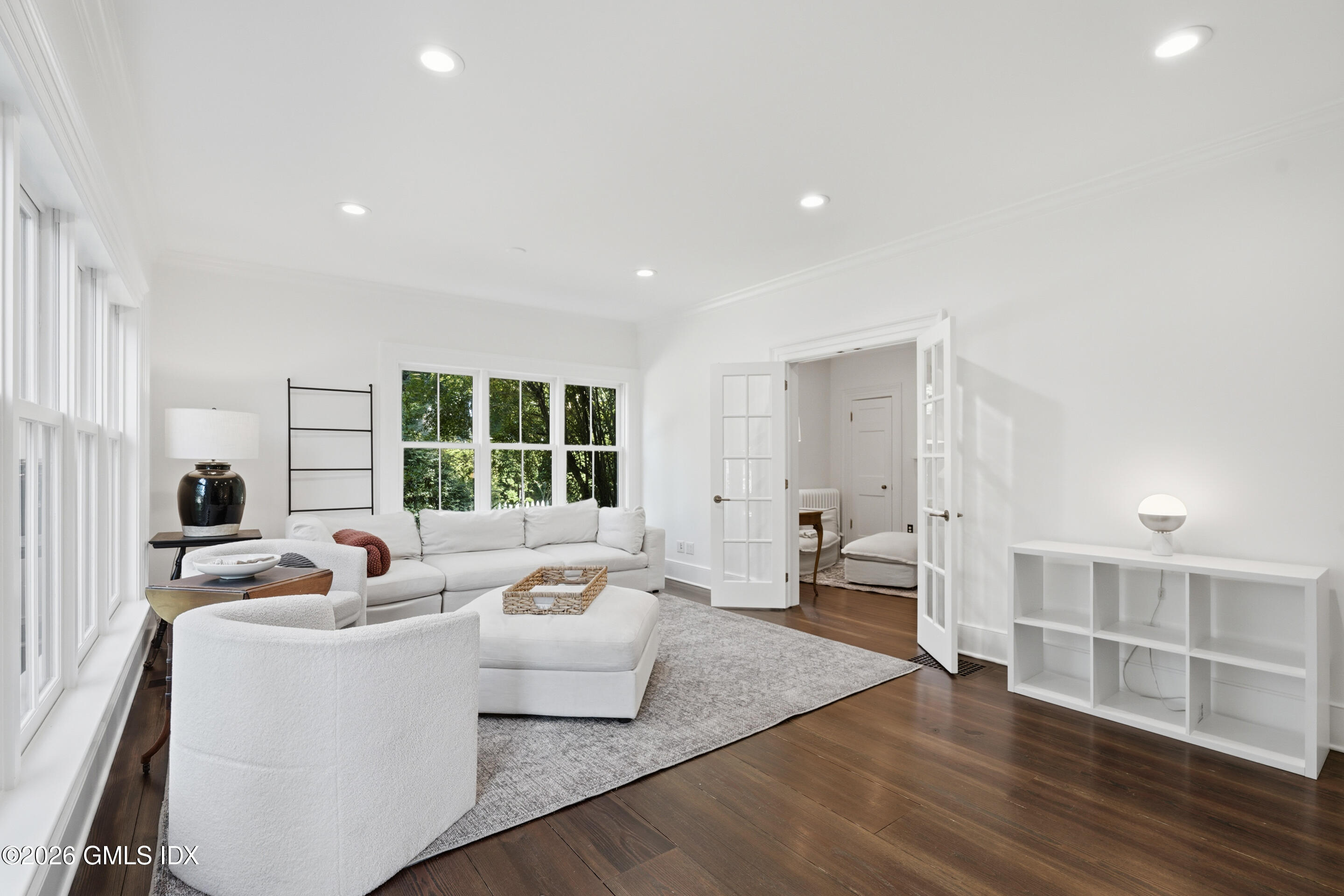 33 Mead Avenue Cos Cob, CT 06807 - Photo 14 of 36 23